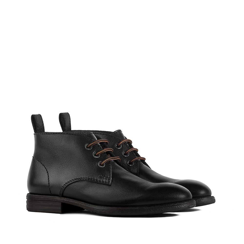 Lakefront Men's Chukka Boot - Image 9